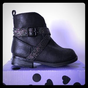 BEAND NEW Okie Dokie Lil Belina children’s boots!